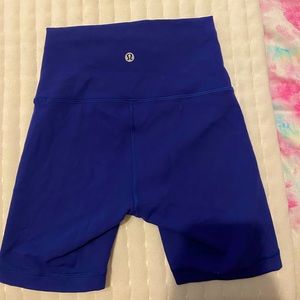 Lululemon biker shorts size 2, 6 inch
